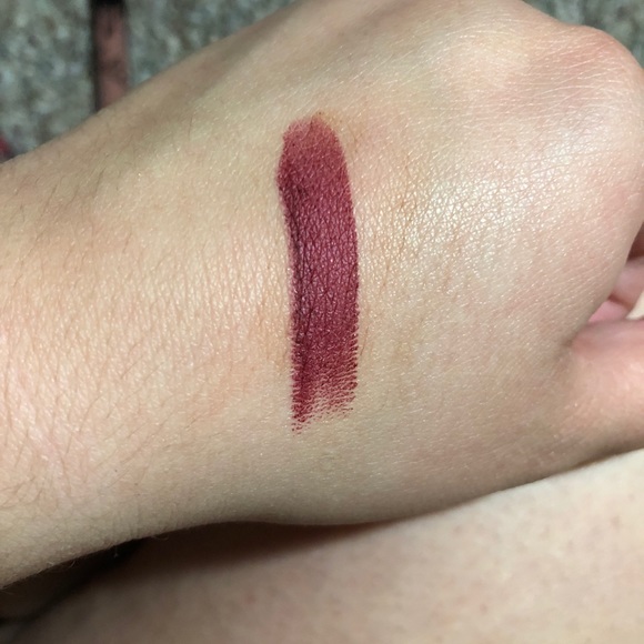 KVD lipstick - Picture 4 of 4
